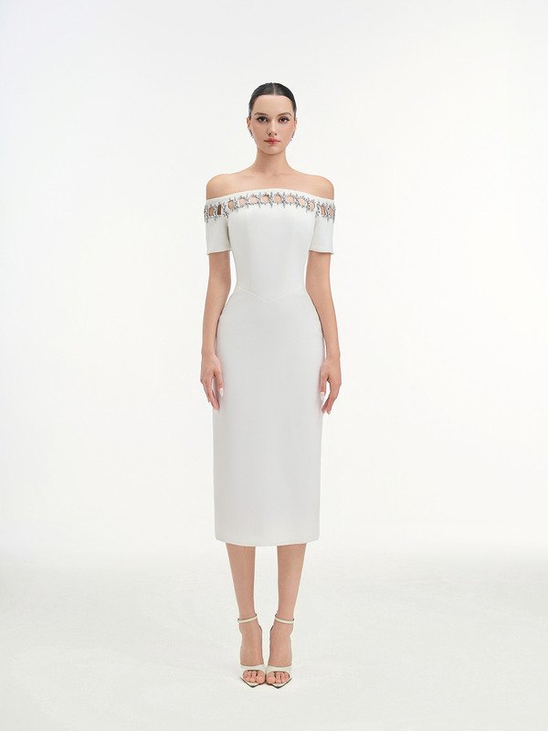 FEMININITY - Váy midi trắng