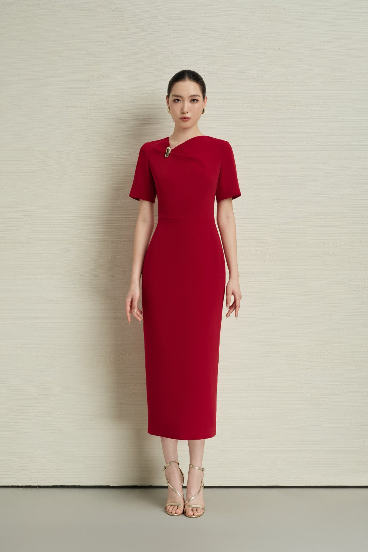 ĐẦM BÚT CHÌ CỔ XẾP ĐÍNH KHOEN GOLD