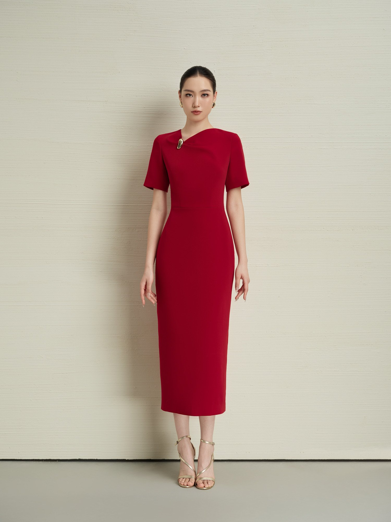 ĐẦM BÚT CHÌ CỔ XẾP ĐÍNH KHOEN GOLD