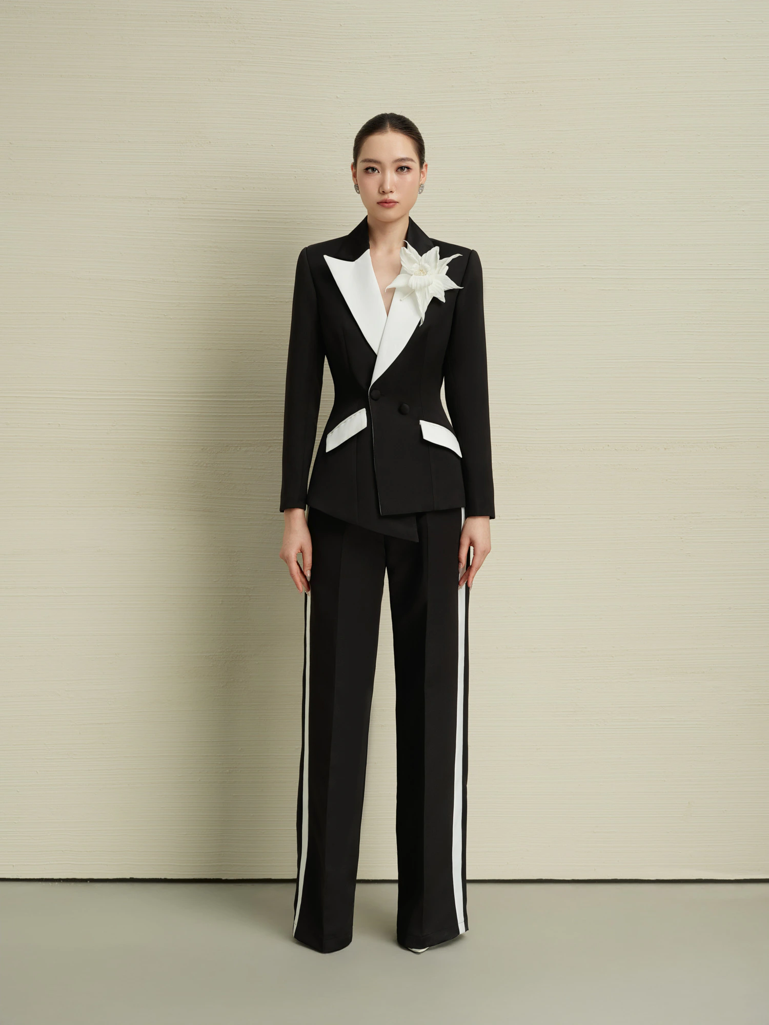 SET VEST PHỐI TRẮNG HOA CÀI - Image 4