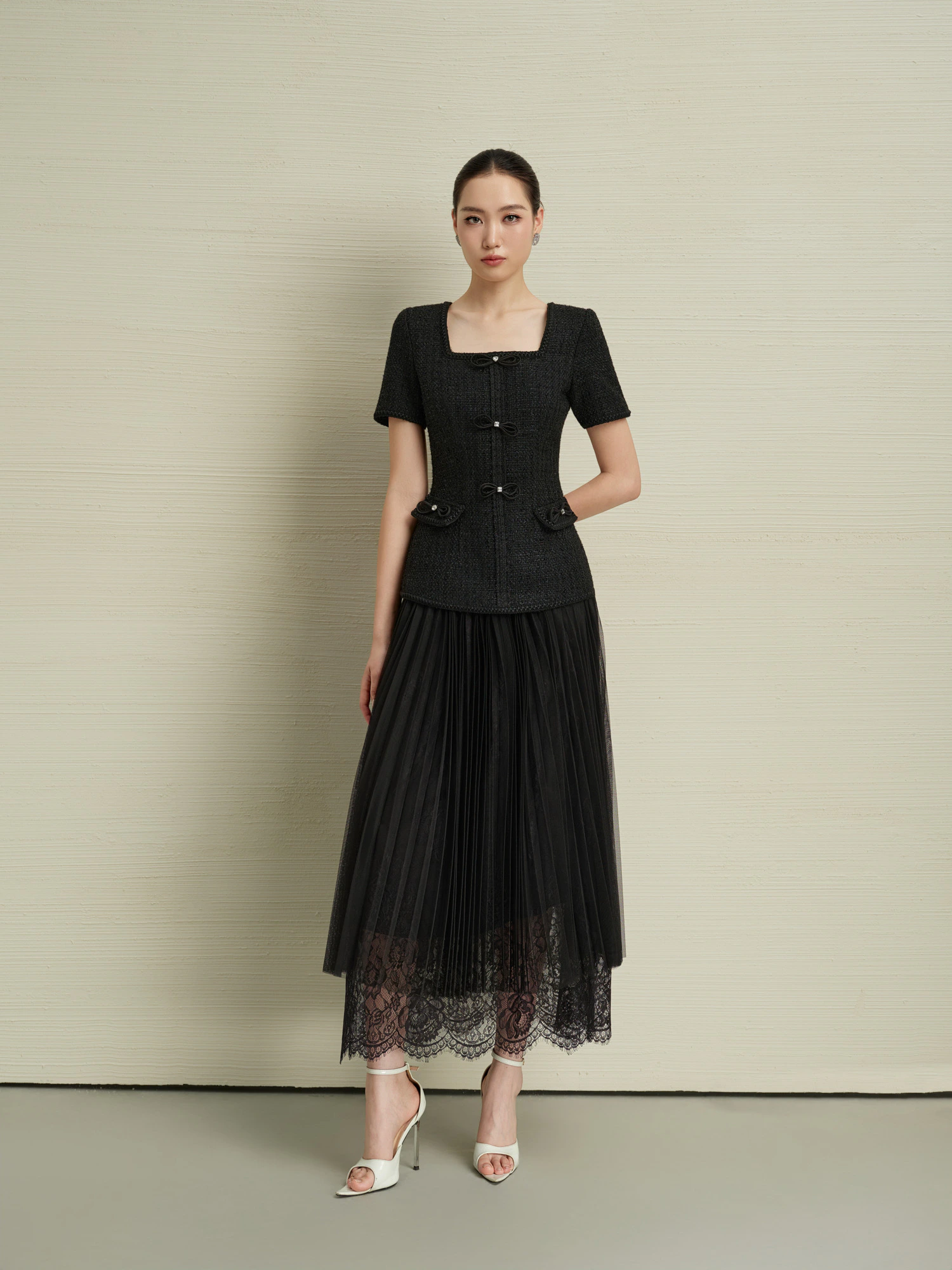 ÁO TWEED PEPLUM ĐÍNH NƠ