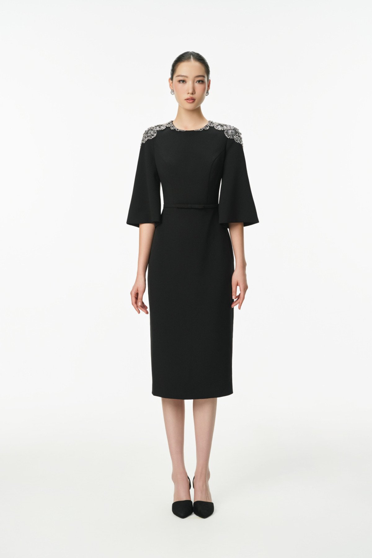 ĐẦM BÚT CHÌ TAY LOE ĐÍNH VAI