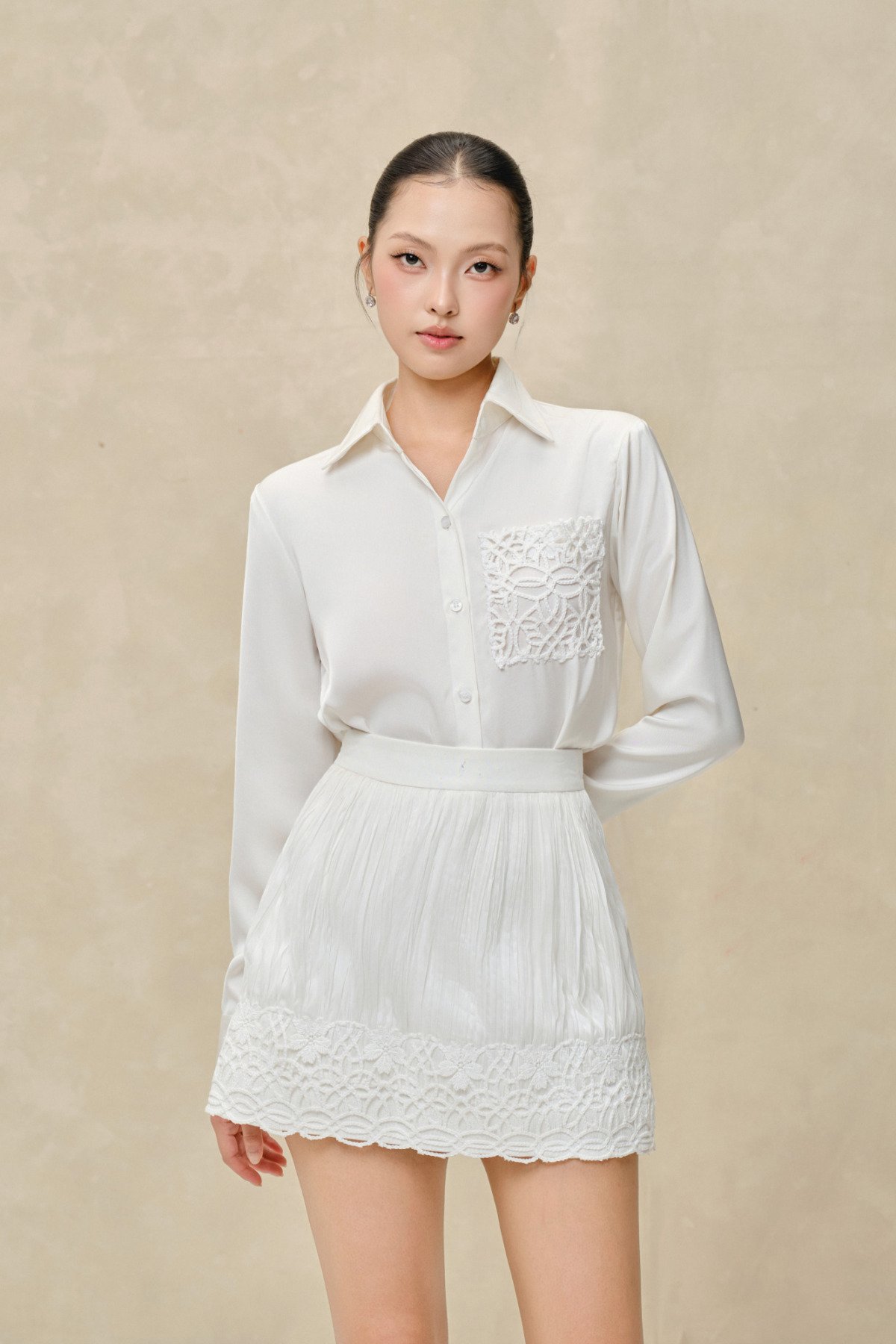 Chân váy xếp ly