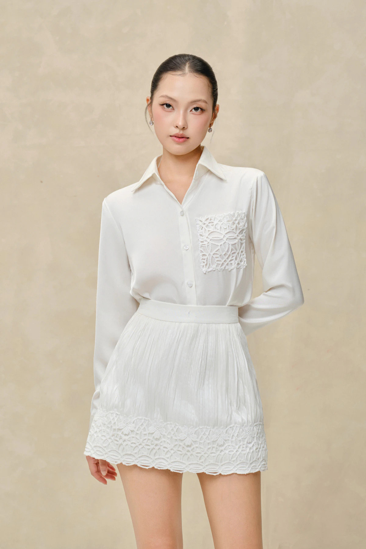 Chân váy xếp ly