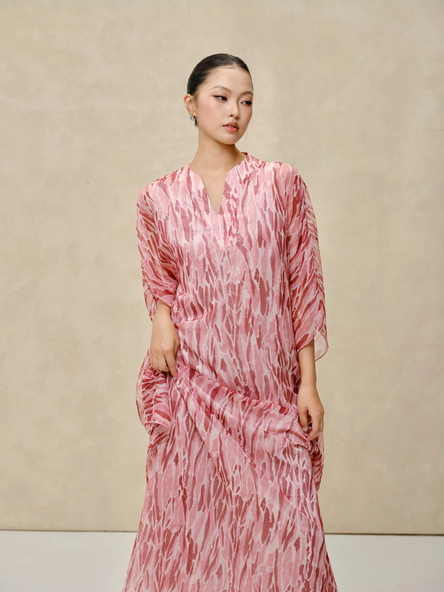 Kaftan Nude Rose Dress - Image 4