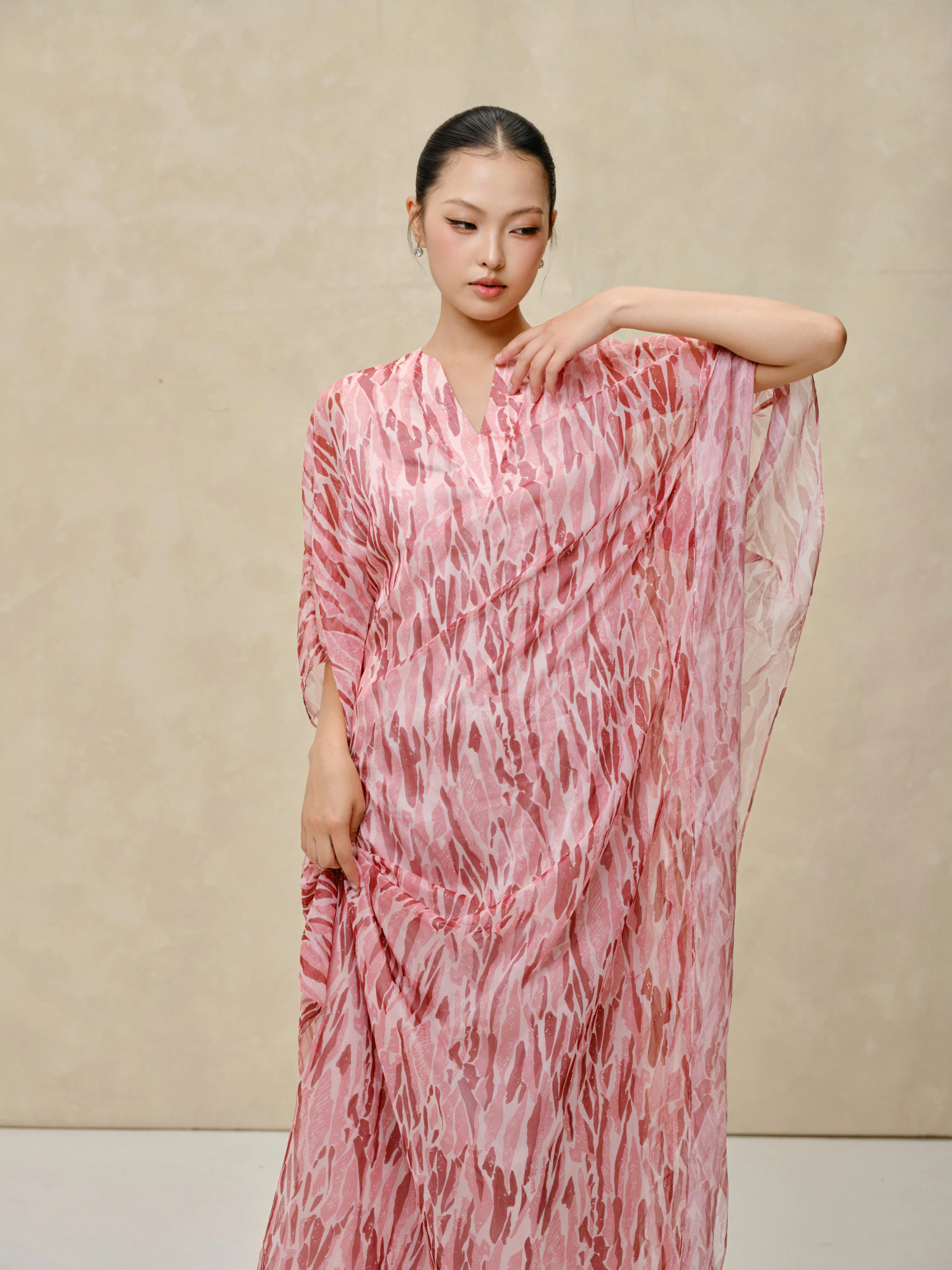 Kaftan Nude Rose Dress